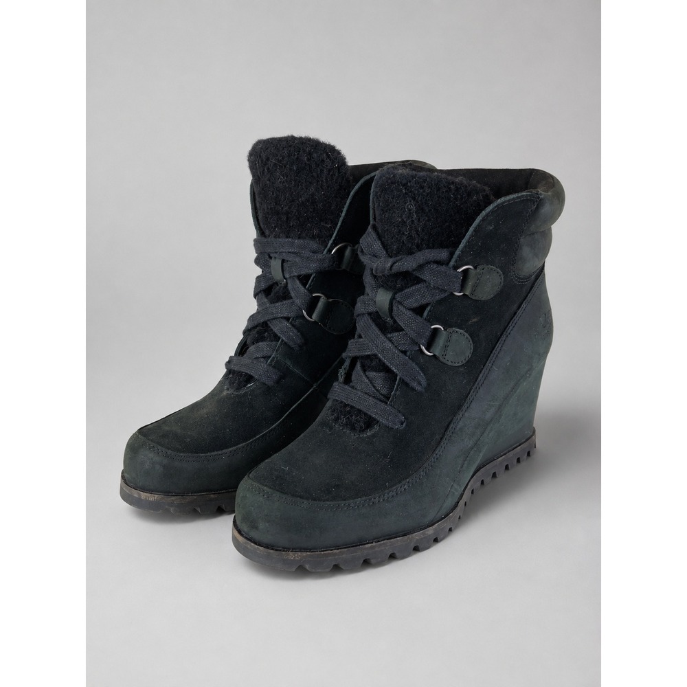 UGG Adirondack Wedge Boots Women 6 Black Waterproof Suede Designer Fall Boho